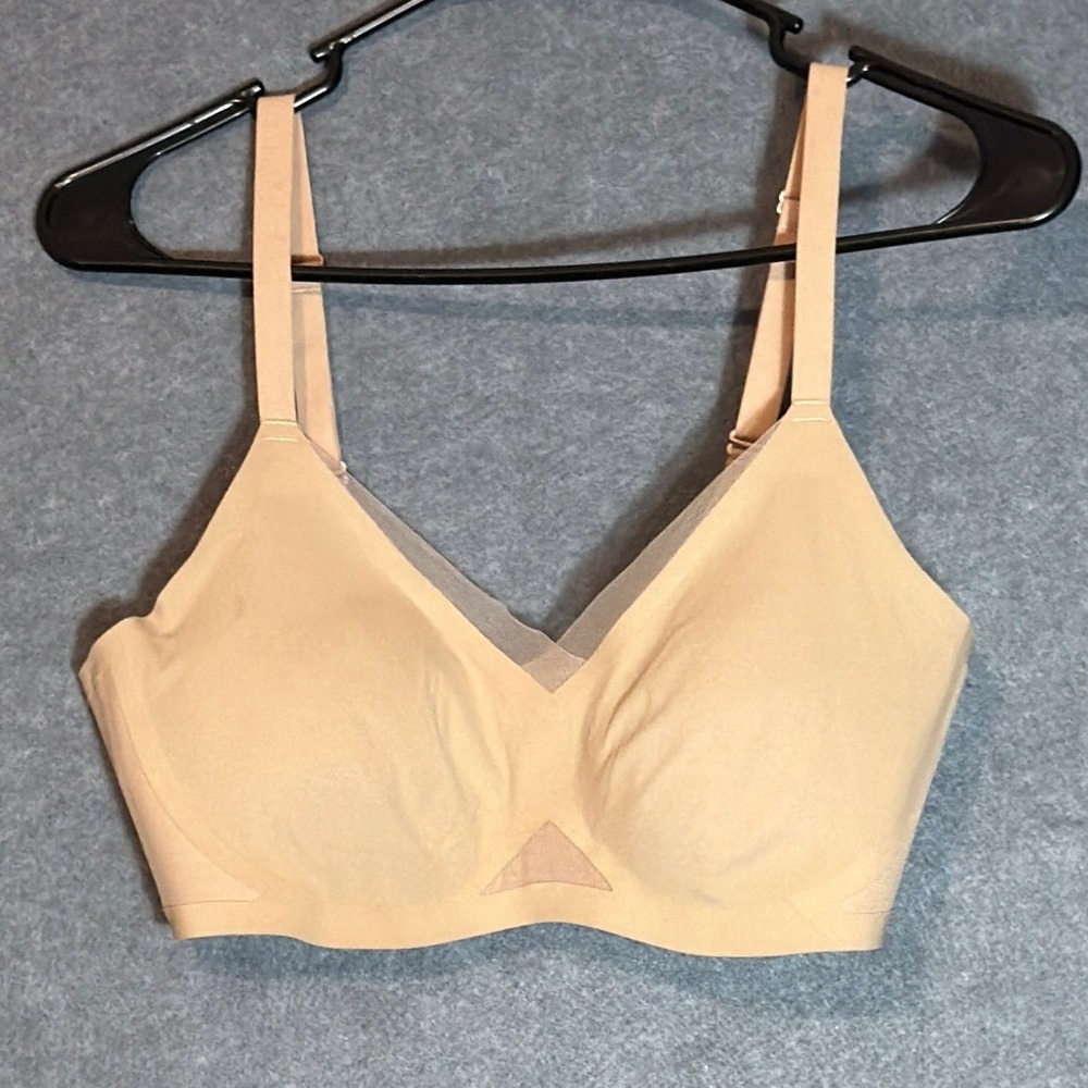 Honeylove Crossover Bra Medium Sand Wireless Support Seamless LWBR0302 Everyday